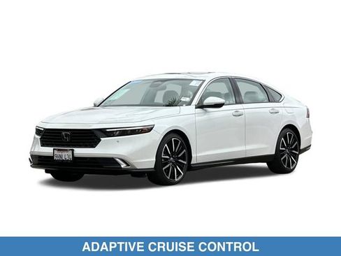 Certified 2023 Honda Accord Touring image 2