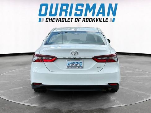 Used 2021 Toyota Camry LE w/ Carpet Mat Package (TMS) FWD image 5