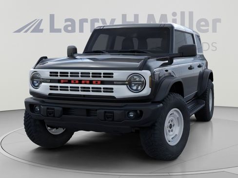 New 2026 Ford Bronco Heritage Edition AWD/4WD image 2
