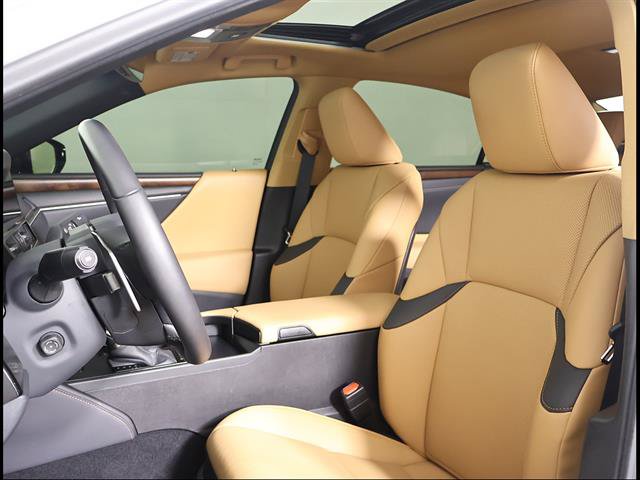 Certified 2025 Lexus ES 350 w/ Premium Package FWD image 7