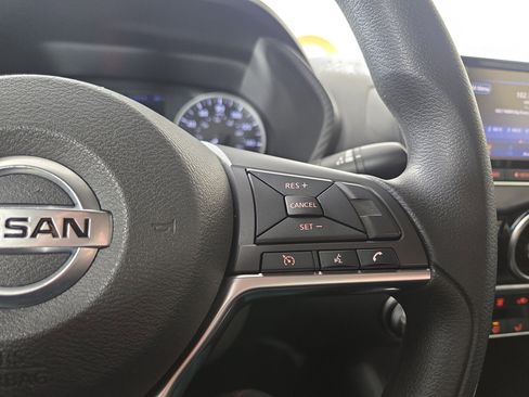 Used 2020 Nissan Sentra S image 16