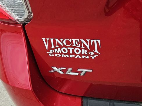 Used 2021 Ford Explorer XLT w/ Equipment Group 202A image 14