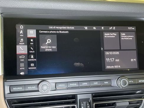 Certified 2020 Porsche Macan AWD/4WD image 30