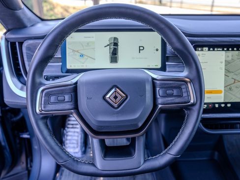 Used 2022 Rivian R1T Adventure image 5