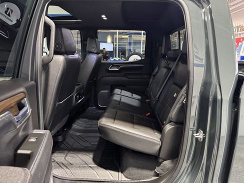 New 2026 Chevrolet Silverado 1500 High Country image 9