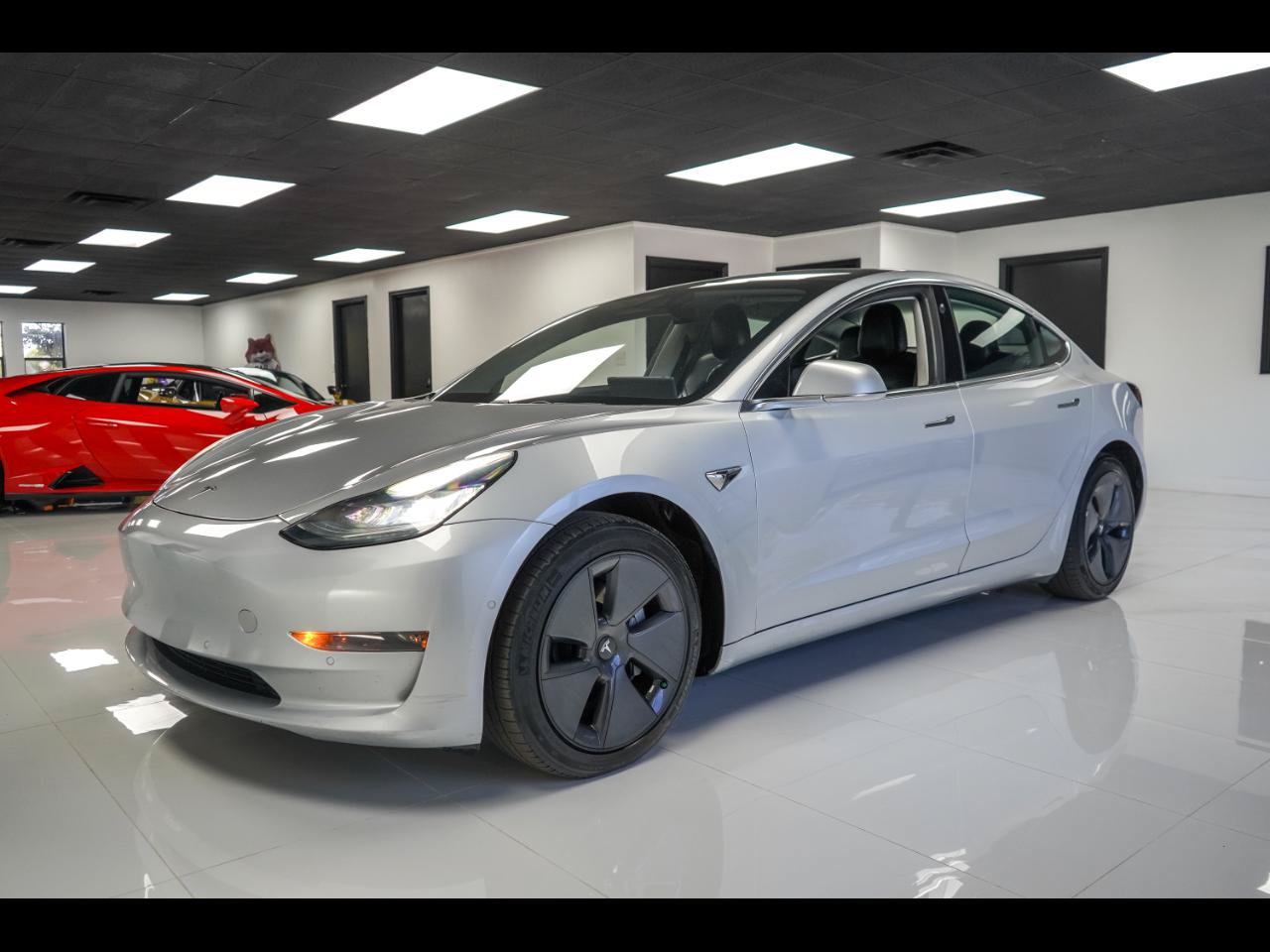 Used 2018 Tesla Model 3 RWD image 1