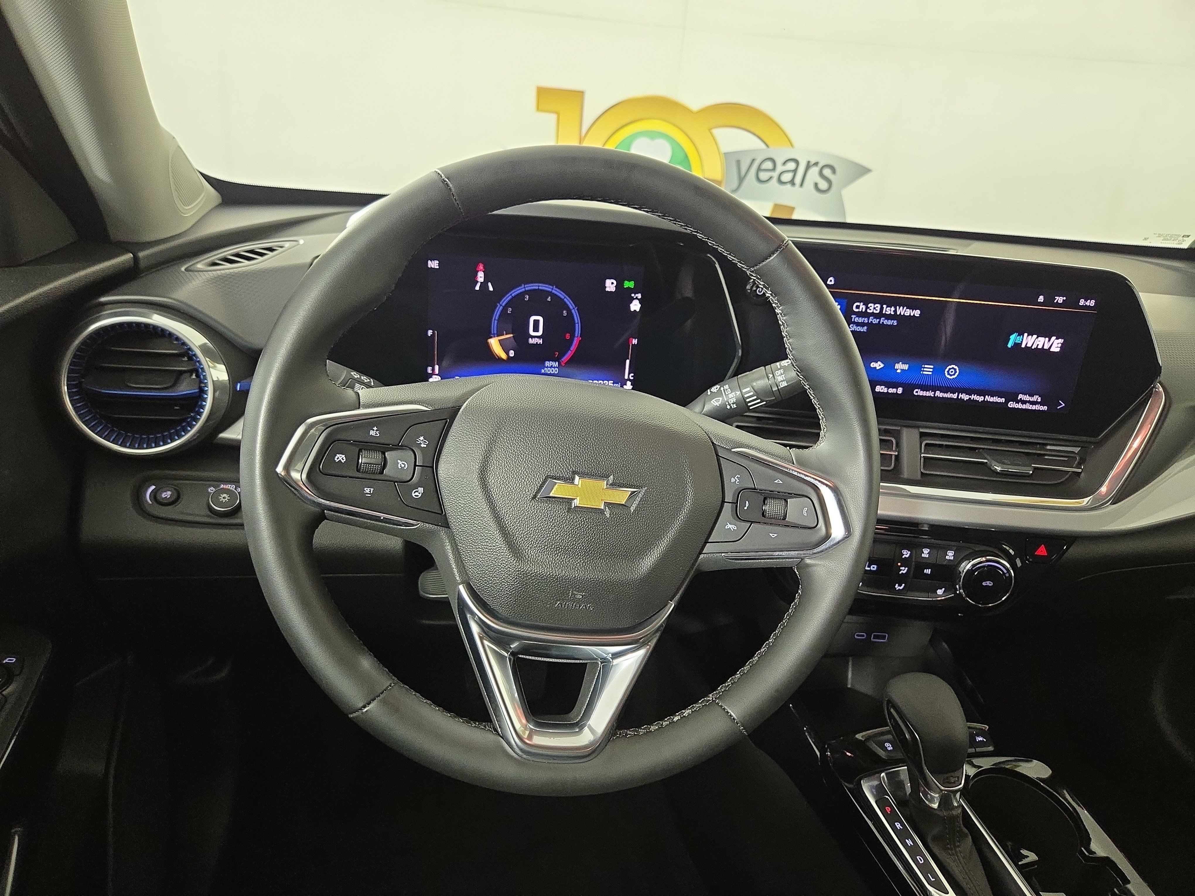 Used 2024 Chevrolet Trax LT w/ Driver Confidence Package FWD image 14
