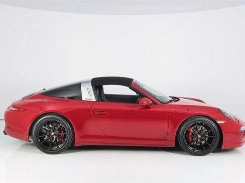 Used 2016 Porsche 911 Targa 4 GTS image 19