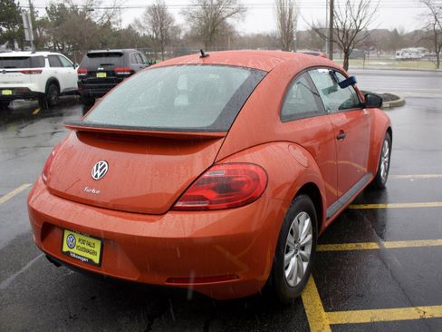 Used 2016 Volkswagen Beetle 1.8T S image 5