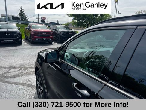 Certified 2023 Kia Sorento S FWD image 27