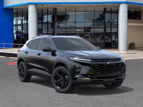 New 2026 Chevrolet Trax ACTIV FWD image 7