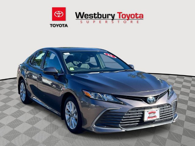 Certified 2024 Toyota Camry LE FWD image 1