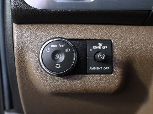 Used 2017 GMC Acadia Limited SLT AWD/4WD image 24