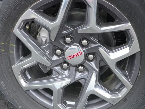 New 2026 GMC Sierra 1500 SLE AWD/4WD image 10