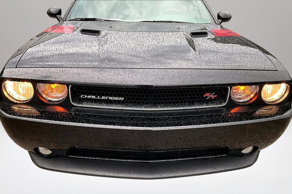 Used 2014 Dodge Challenger R/T RWD image 28