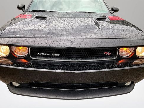 Used 2014 Dodge Challenger R/T RWD image 28