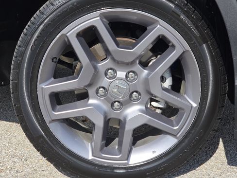 Used 2023 Honda Passport EX-L image 11