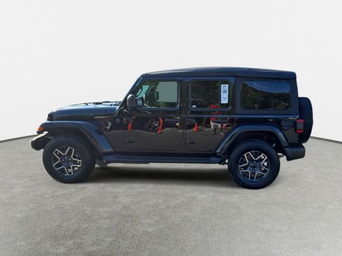 New 2026 Jeep Wrangler Unlimited Sahara AWD/4WD image 8