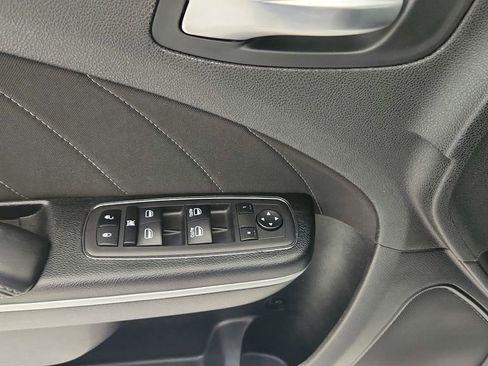 Used 2023 Dodge Charger SXT image 23