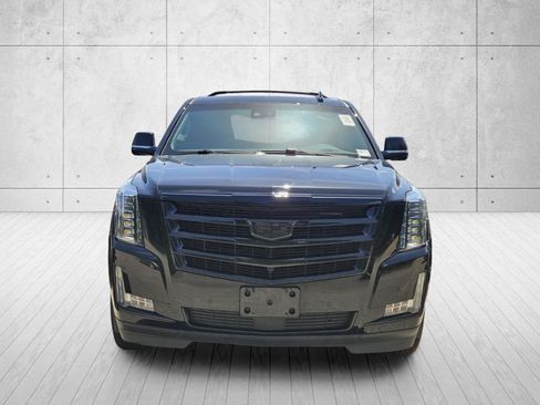 Used 2019 Cadillac Escalade Premium Luxury w/ Escalade Sport Edition RWD image 5