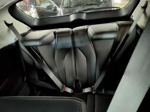 Used 2023 Acura MDX SH-AWD image 11