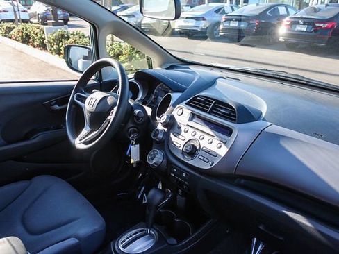 Used 2013 Honda Fit image 22