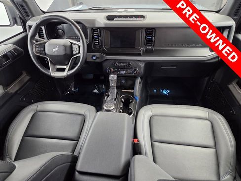 Used 2022 Ford Bronco Black Diamond w/ Sasquatch Package image 18