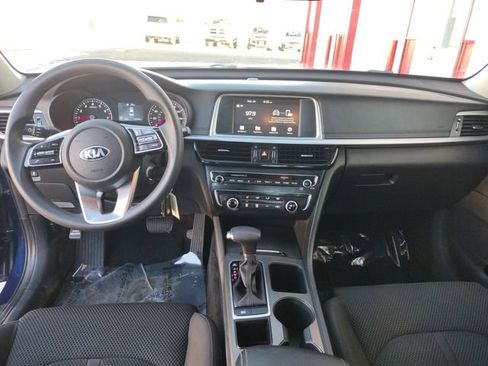 Used 2020 Kia Optima LX image 14