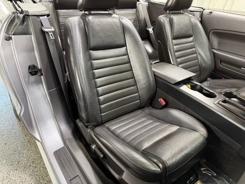 Used 2007 Ford Mustang GT RWD image 24