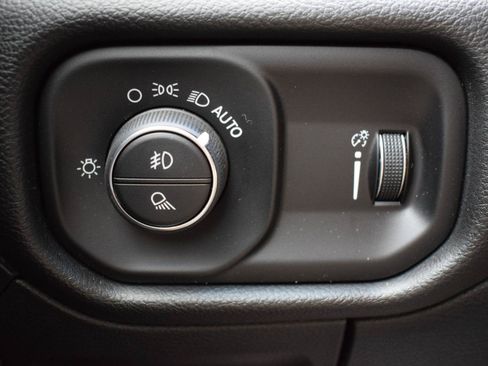 Used 2023 RAM 1500 Big Horn AWD/4WD image 23
