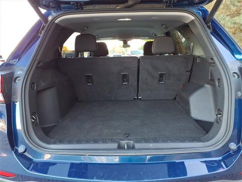 Used 2023 Chevrolet Equinox LT image 8