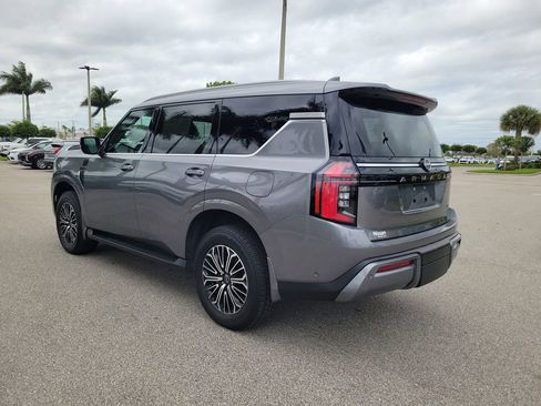 Used 2025 Nissan Armada SL w/ Captain's Chari Seat Package image 6