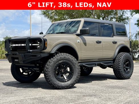 Used 2025 Ford Bronco Big Bend AWD/4WD image 1
