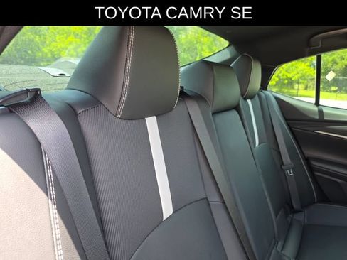 Used 2025 Toyota Camry SE w/ Convenience Package FWD image 14