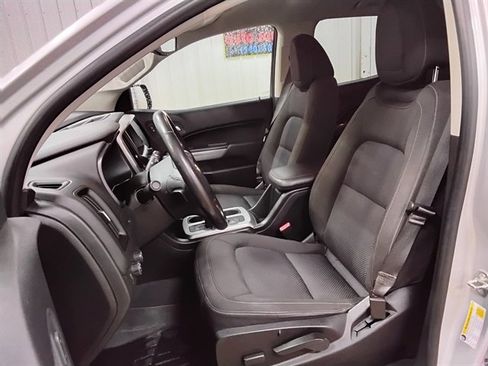 Used 2019 Chevrolet Colorado LT w/ LT Convenience Package AWD/4WD image 10