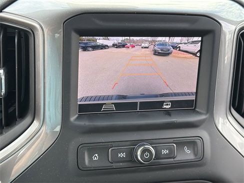 Used 2024 Chevrolet Silverado 2500 Custom w/ Custom Value Package image 15