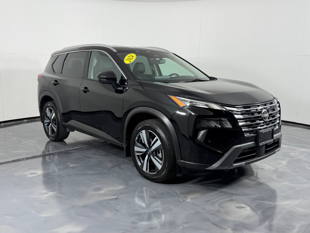 Used 2024 Nissan Rogue SL AWD/4WD image 4