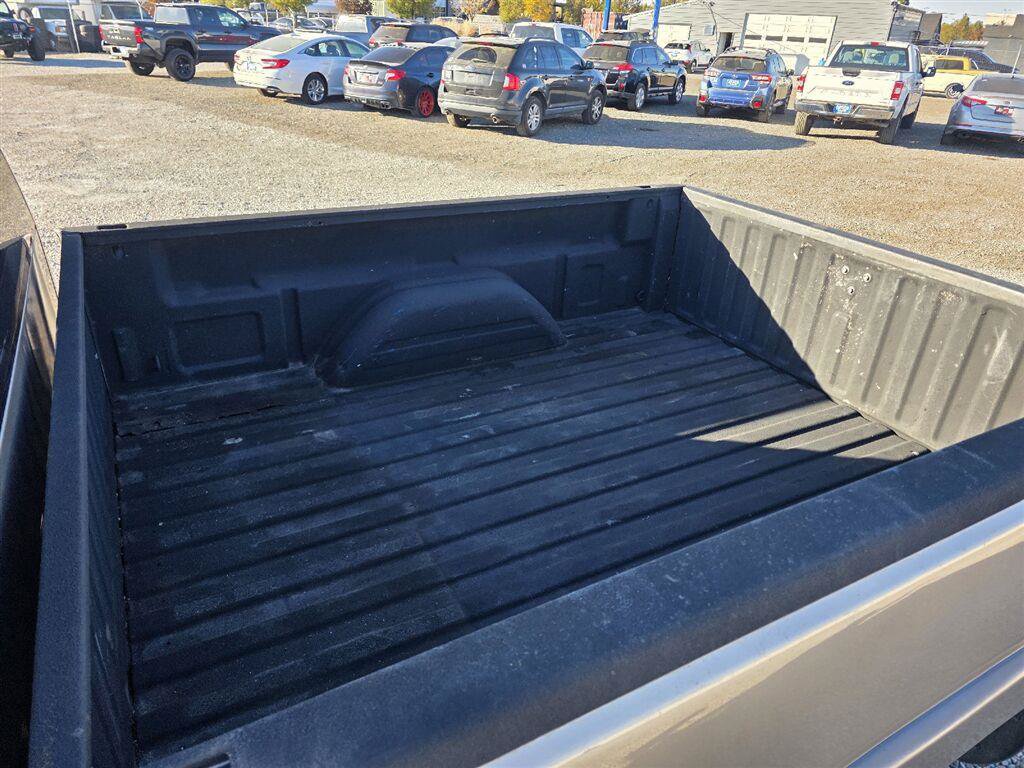 Used 2006 GMC Sierra 2500 SLE w/ Heavy-Duty Power Package AWD/4WD image 7