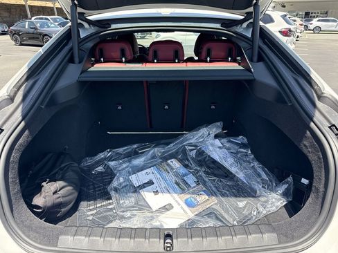 New 2026 BMW i4 eDrive40 w/ Parking Assistance Package RWD image 11