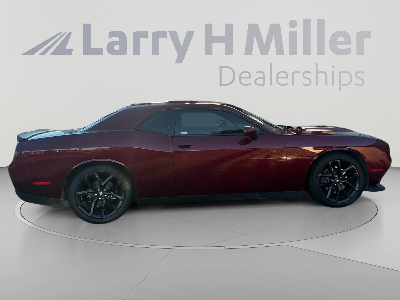 Used 2020 Dodge Challenger R/T w/ Blacktop Package RWD image 5