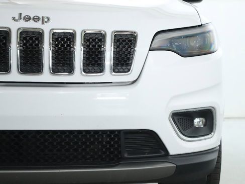 Used 2019 Jeep Cherokee Limited image 7