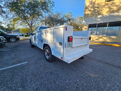 Used 2005 Ford F250 XL RWD image 7