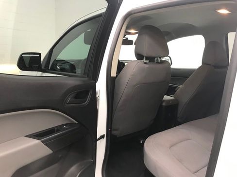 Used 2020 Chevrolet Colorado W/T w/ WT Convenience Package image 23