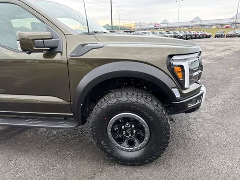 New 2025 Ford F150 Raptor AWD/4WD image 4