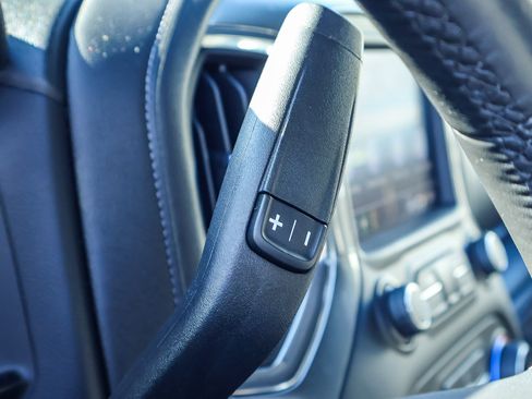 Used 2022 Chevrolet Silverado 1500 LT image 9