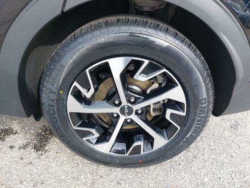 Used 2023 Kia Sportage EX image 34