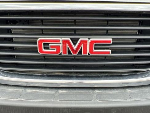 New 2025 GMC Savana 3500 w/ Power Convenience Package image 28