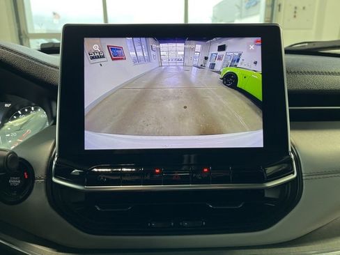 Certified 2024 Jeep Compass Limited image 23