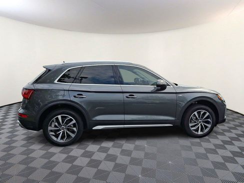 Used 2023 Audi Q5 2.0T Premium Plus w/ Premium Plus Package AWD/4WD image 7
