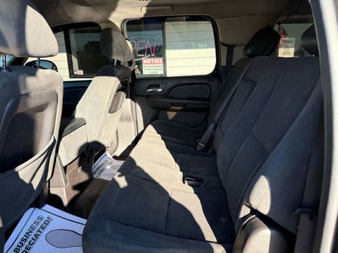 Used 2008 Chevrolet Suburban LS w/ Convenience Package 1 image 7